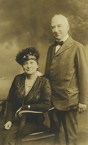 Postcard of Enoch and Bertha Rauh (1)