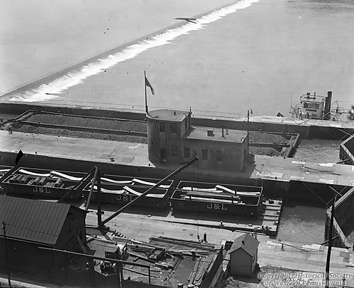 River Car Ferry at Lock