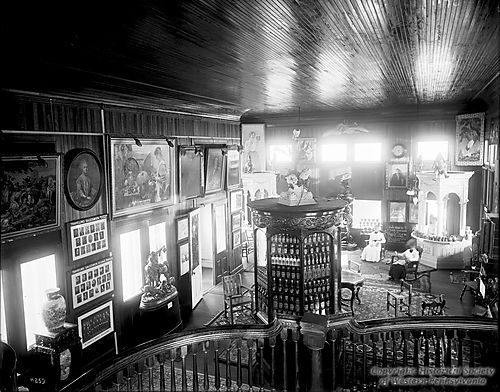 Heinz Pier - Interior Display Room