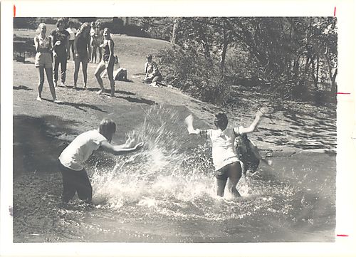 Frolicking in Mellon Pond on Toe Dabbling Day