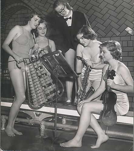 Aquacade Quartet Rehearsal