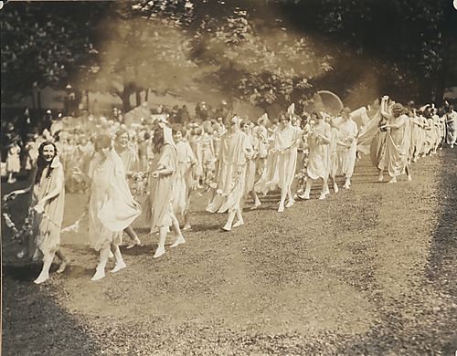 Dancers with flower chain