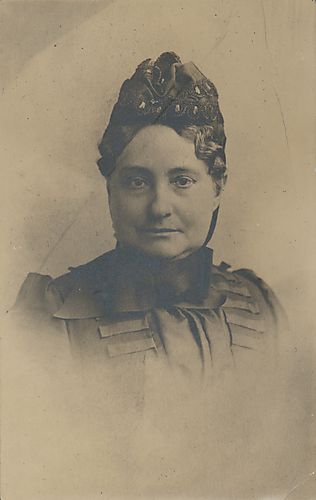 Helen E. Pelletreau
