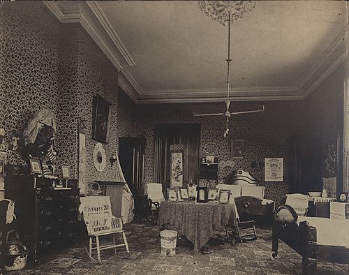 Berry Hall dormitory room